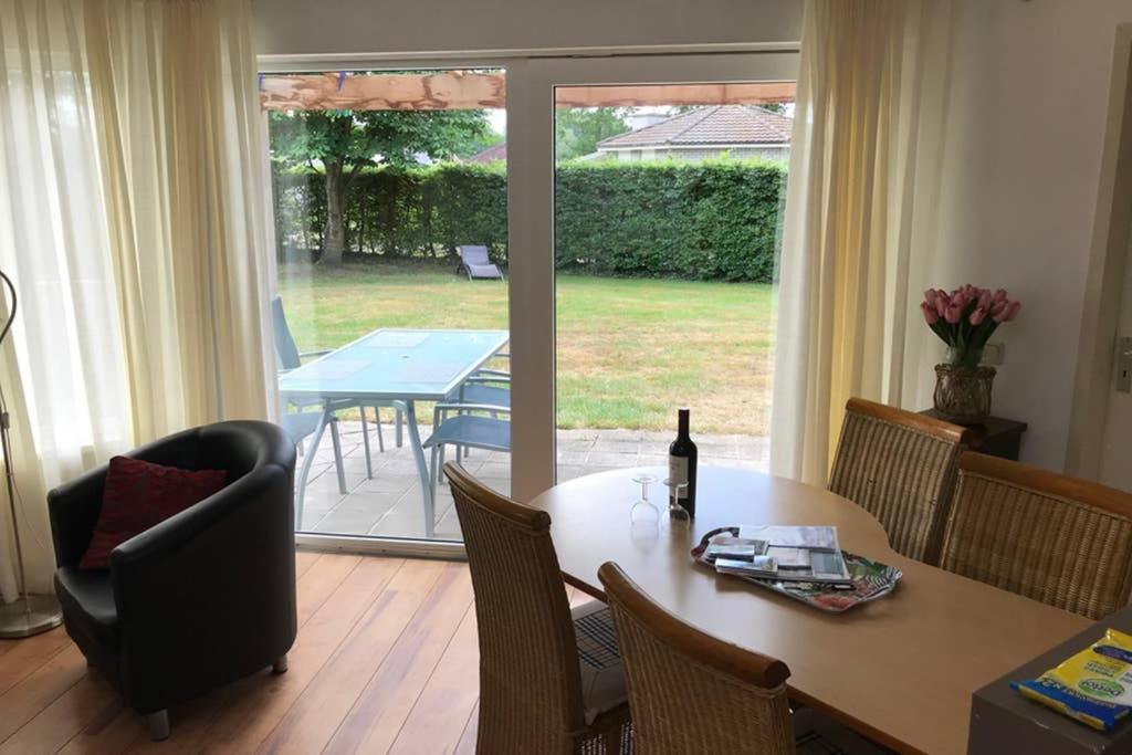 Rustig Gelegen Bungalow In Mooi Havelte Zewnętrze zdjęcie